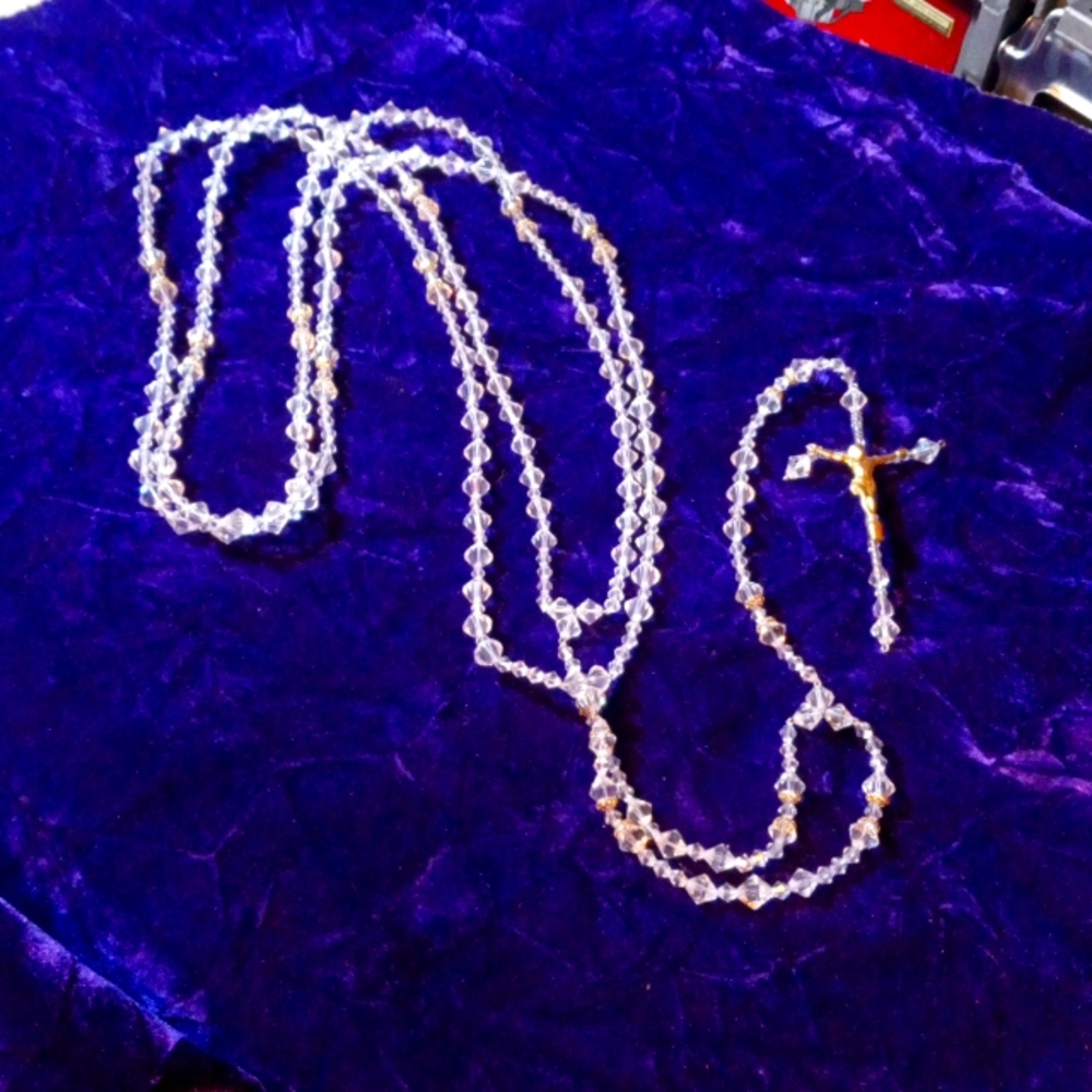 O-26 Clear crystal and gold toned Rosary
